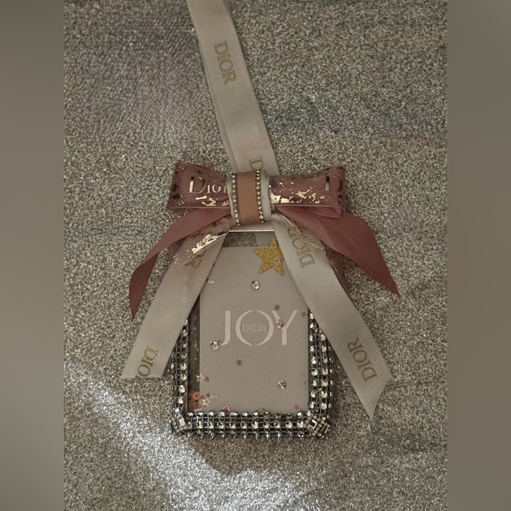 DIOR beauty playing card / ornament 6♦️ - Picture 5 of 6